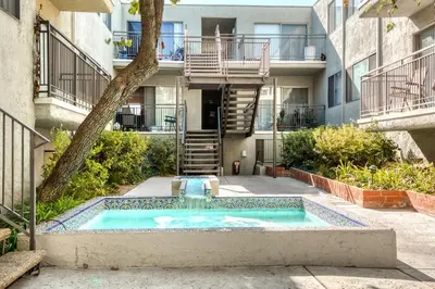Gallery image of Encino 1br w wd pool gym nr Ventura Blvd LAX-947 in Los Angeles