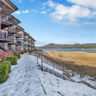 Forest Shores Lake View Condo by Big Bear Vacations Lakefront Village