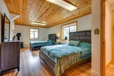 Gallery image of Pine Mountain Club Cabin with Community Pool! in Pine Mountain Club