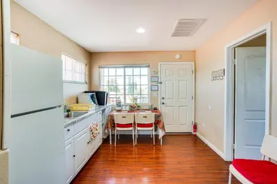 Gallery image of Westminster Apartment with Balcony, Near Disneyland! in Westminster