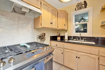 Gallery image of Beary Cozy Cabin- Hot Tub- Walk To Lake in Big Bear Lake