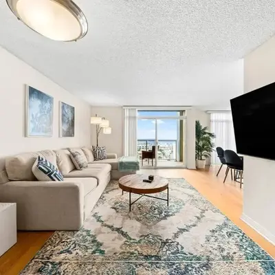 Smoky Quartz -Marina View Spacious 3BR near Yacht Club