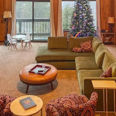 Jackalope Lodge