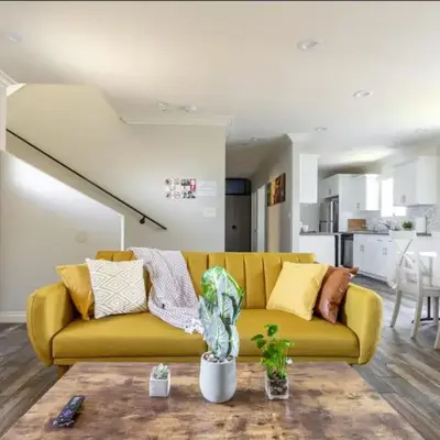 Cheerful 5BR house with parking near USC