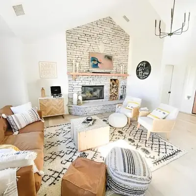 NEW & Luxurious House