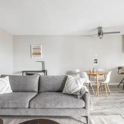 Redondo Beach 1BR w Pool Gym 1 block from beach LAX-438