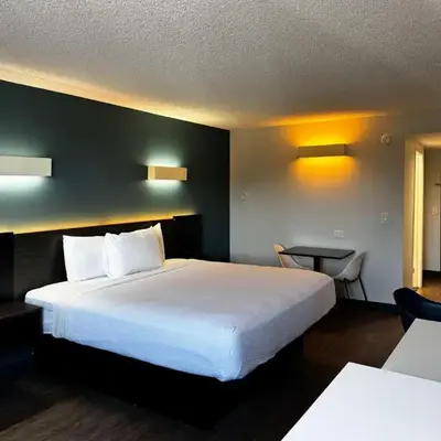 Studio 6 Suites Carson
