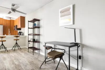 Gallery image of Redondo Beach 1BR w Pool Gym 1 block from beach LAX-437 in Redondo Beach