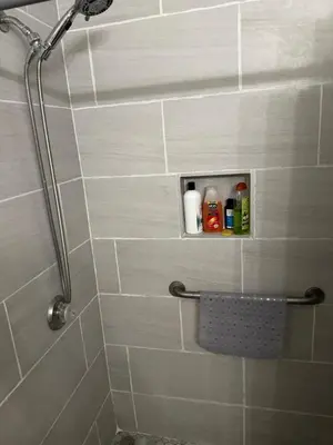 a shower in a bathroom with a shower at Buxton Mirror Room in Rialto