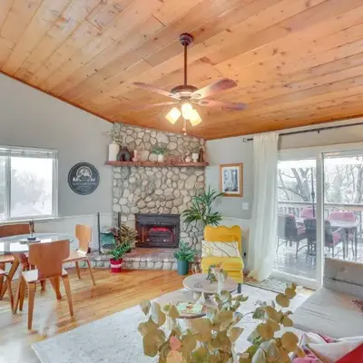 Mid-Century Mod Cottage
