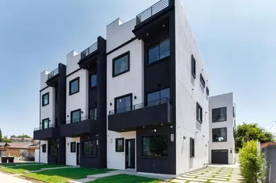 an apartment building with black and white at Luxury Modern 4 Bedroom 4 Bathroom Home with Rooftop Deck #4 in Los Angeles