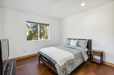Gallery image of Tranquil Pine Mountain Retreat cabin in Pine Mountain Club