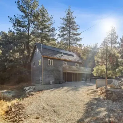 Tranquil Pine Mountain Retreat cabin