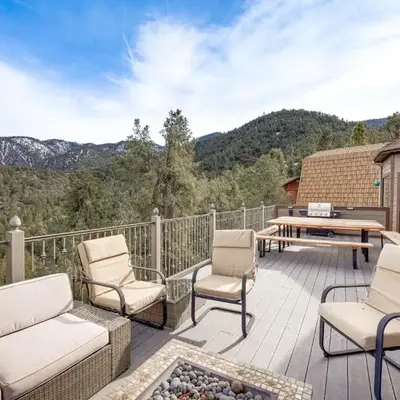 Pine Mountain Club Cabin with Private Deck and Views!