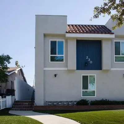 2BD/2BA Apartment in DT ALhambra