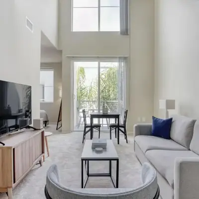 Playa Vista 1br w gym pool table nr beach LAX-1123
