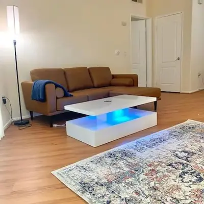 Adorable and Bright 2BD 2BR 740