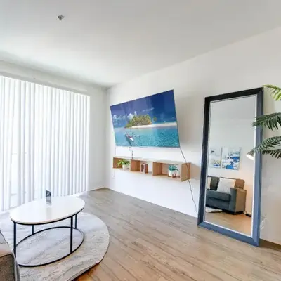 Cozy Unit Conveniently Located Pool View