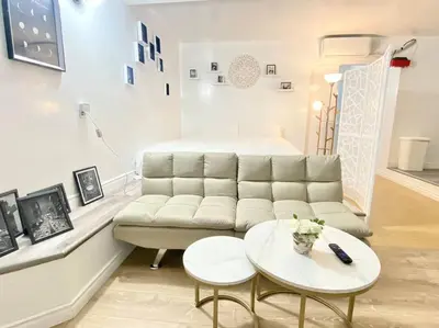 Gallery image of Studio Modern Black and White in Rosemead