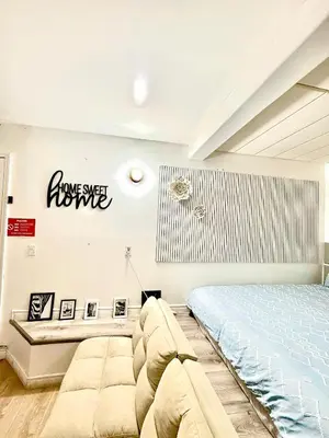 Gallery image of Studio Modern Black and White in Rosemead