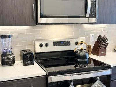 Gallery image of Modern London Style Home in Hollywood -Free Parking 10mins to Universal Studios in Los Angeles