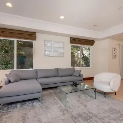 Luxurious Apt Your Private Gem in LA