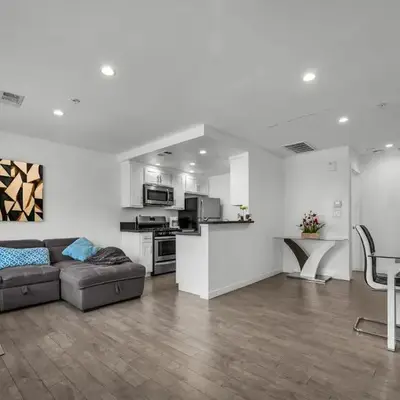 Fully Furnished 1 Bedroom Apartment with Full Bathroom in Koreatown Free Gated Parking Full Kitchen