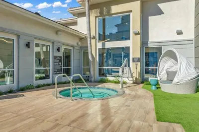 a house with a swimming pool in a yard at 4bd Townhouse - Special Limited Time Offer near Venice Beach! in Los Angeles