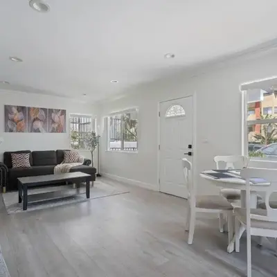 Serene Home in Central Burbank