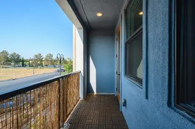 a balcony of a building with a window at Luxurious Ontario Townhouse Ideal Family in Ontario