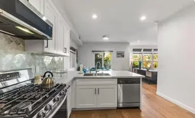 Gallery image of Luxurious 4BR in prime LA location with great view in Los Angeles