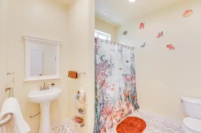 Gallery image of 2 Mi to Dtwn! Pet-Friendly Los Angeles Duplex in Los Angeles