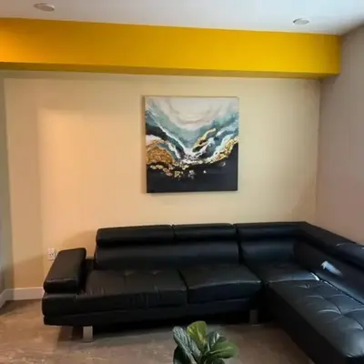 Spacious and Modern 3 bedroom 2 unit