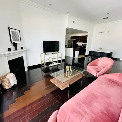 Cool Apartment in West Hollywood