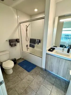 Gallery image of Penthouse with Views in Hollywood - One Bedroom w Parking in Los Angeles