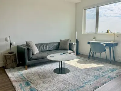 Gallery image of Penthouse with Views in Hollywood - One Bedroom w Parking in Los Angeles
