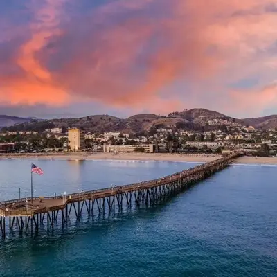 Ventura Downtown Minutes to Beaches