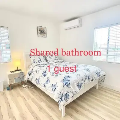 Sunset room only 1 guest near DTLA