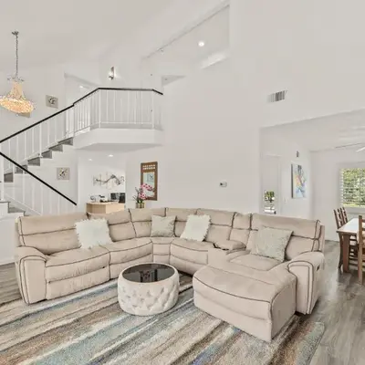 Newly Remodel Luxury Home with Hotel-Like Amenity