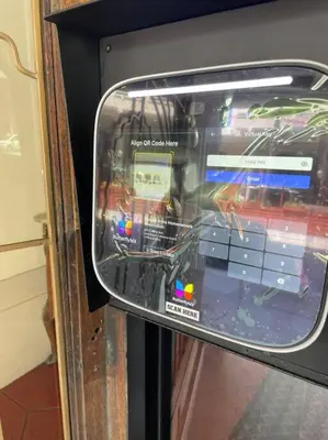 a television with a screen on the side of it at Chambre de Bonne in Downtown Long Beach in Long Beach