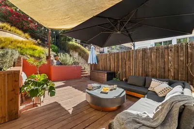 Gallery image of Mid Century Serenity in Los Angeles