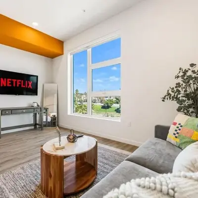 The Downtown Haven Suite