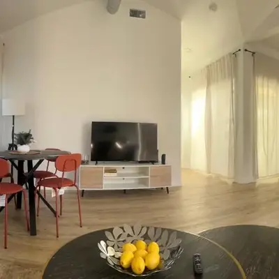 Comfy & calm rooms near I-10
