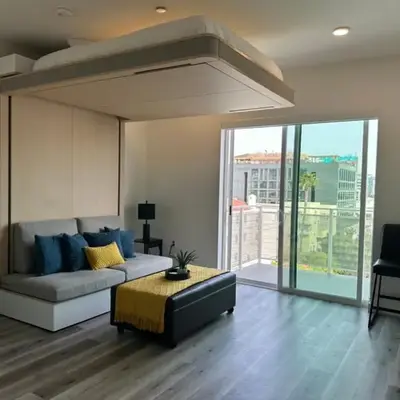Heart of Hollywood-Walk of Fame 1bd Studio with View -Free parking