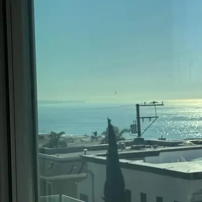 Manhattan Beach Oasis