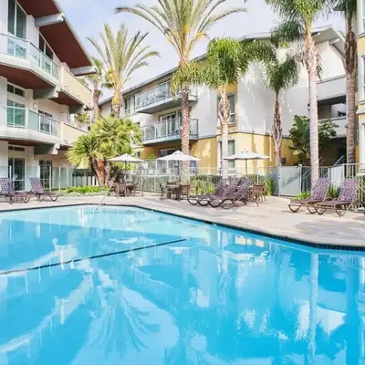 Smoky Quartz - Marina View Spacious 3BR near Yacht Club