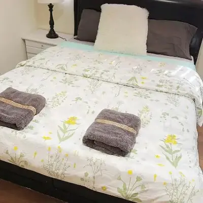 Pretty bedroom private bathroom