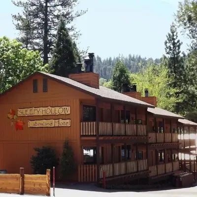Sleepy Hollow Cabins and Hotel