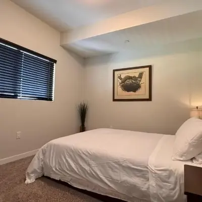 Private Room and Bathroom