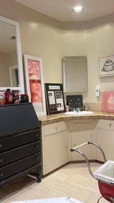 a kitchen with a counter with a sink and a mirror at Private Room View Gated 2Acre Estate - Female Share Indoor - Men Share Outdoor - BB in Engine Company Number 109 Heliport